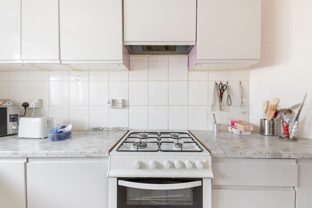Cosy 1 Bedroom Flat Near Barking Town Centre 외부 사진